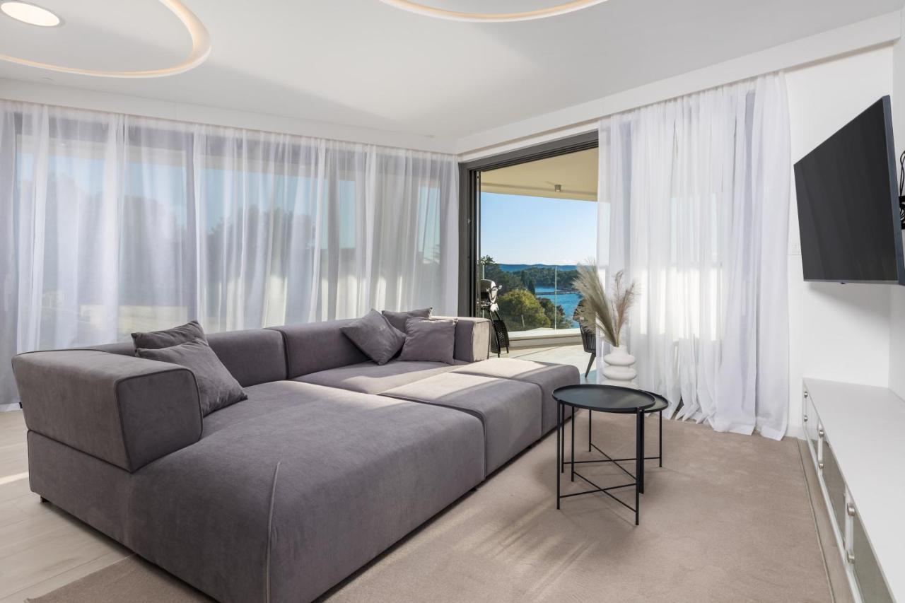 Hadrie Luxury Resort And Villas Krk Krk Town Esterno foto